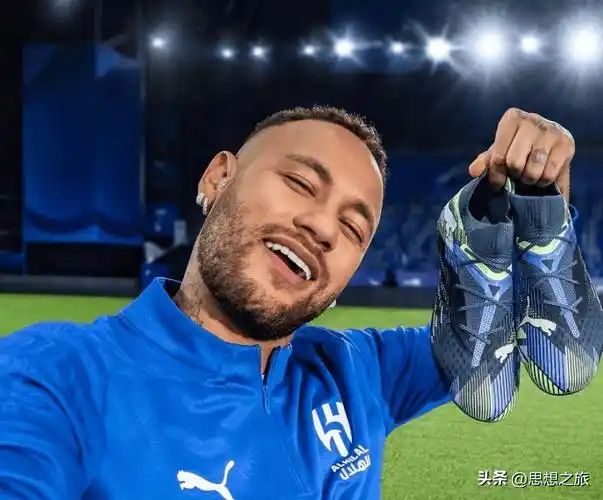 纸面阵容在